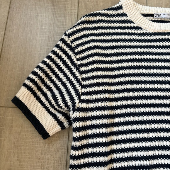Zara navy and Cream Striped Knit Top - Picture 2 of 7